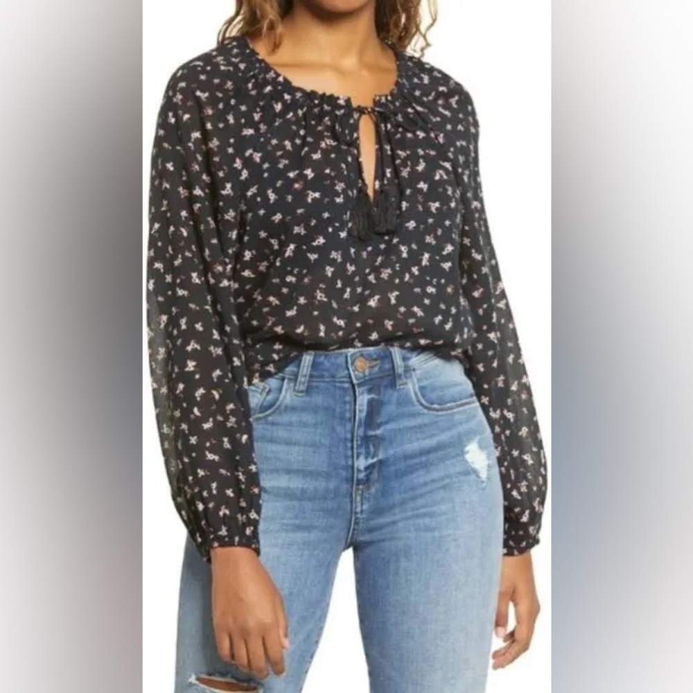 Billabong Black Floral Peasant Top | NWT | size M